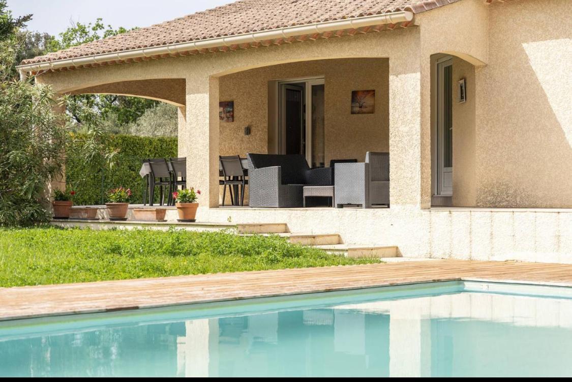 Gite Les Oliviers 10 Pers Piscine Au Calme 4 Etoiles Saint-Laurent-la-Vernède 外观 照片